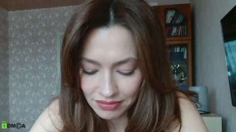 Alicia online show from April 9, 6:19 am