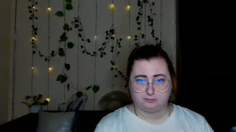 Alicia online show from March 3, 7:37 am