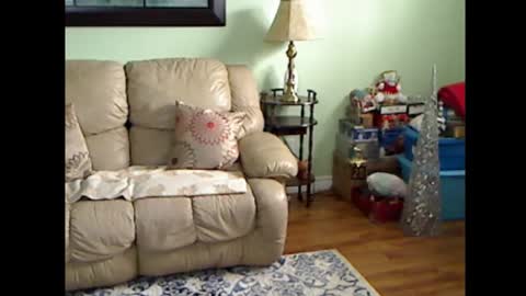 Alicia deHart  Help me reach 1000 Followers. Its FREE online show from February 16, 9:46 pm