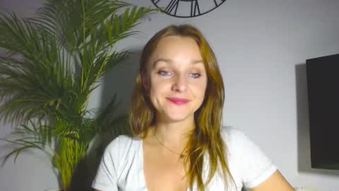 Alicia online show from November 17, 4:09 pm