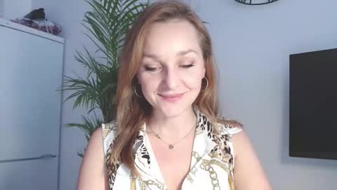 Alicia online show from February 5, 2:09 pm