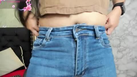 alicya online show from November 24, 12:15 pm