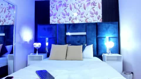 Ali Diaz online show from April 18, 7:58 pm