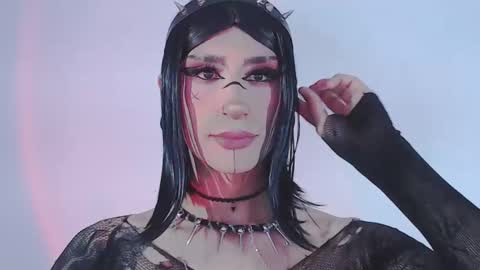     online show from April 21, 1:09 am