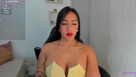 Ali  online show from November 18, 11:13 am