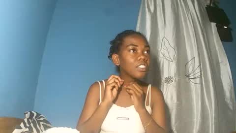 alihane21 online show from January 18, 4:27 pm