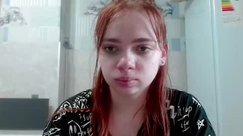 Snapshot of aliiice_stone chatting on September 20, 11:35 am Alice online show from September 20, 11:35 am