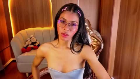 alina_b_ online show from March 17, 8:58 pm