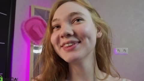 Alisa GMT2 Wen - Sun 10 AM - 4 PM except Monday and Tuesday   online show from May 21, 1:12 am