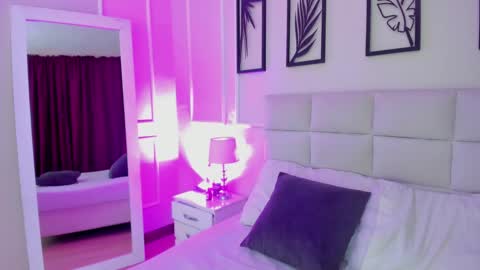     online show from February 27, 8:09 pm