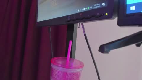     online show from February 27, 8:46 am