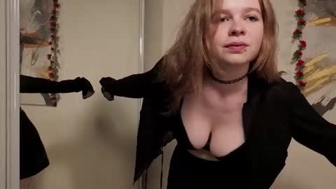 alisekitt online show from July 21, 3:36 pm