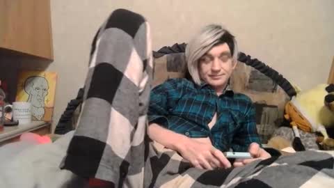 Alisha online show from April 22, 6:09 am