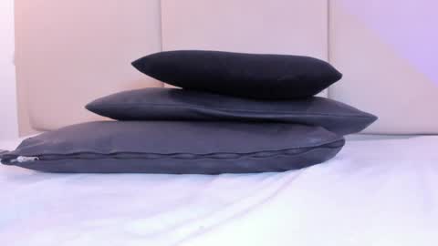 A L I S O N  online show from February 26, 8:06 am