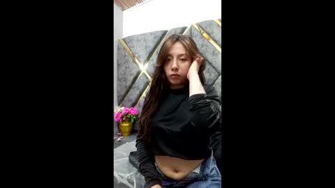 Alison Meiker online show from April 16, 2:55 am