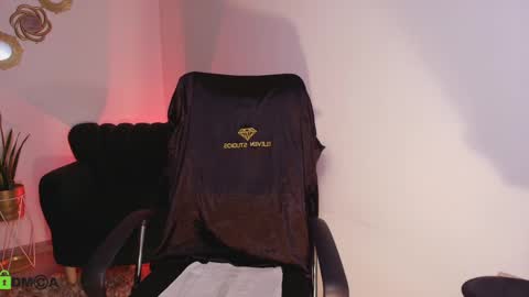  ALISS  online show from November 14, 2:36 am