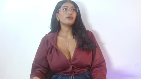 alissa_smith_ online show from April 28, 1:26 pm