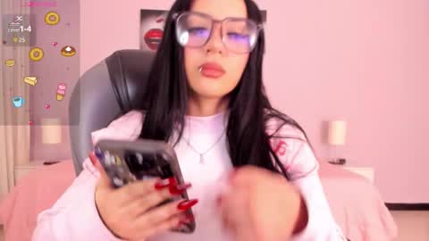 alisson__cortez online show from March 6, 1:54 pm