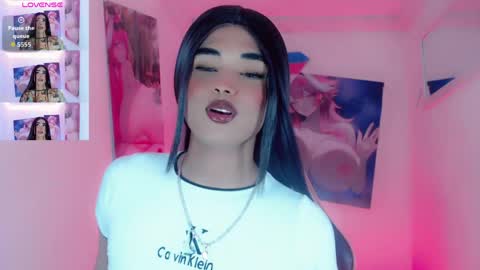 alisson_secrett_ online show from April 19, 6:43 pm