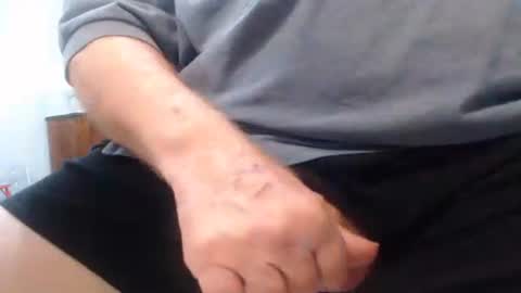 aliuno123456789 online show from March 21, 8:30 am