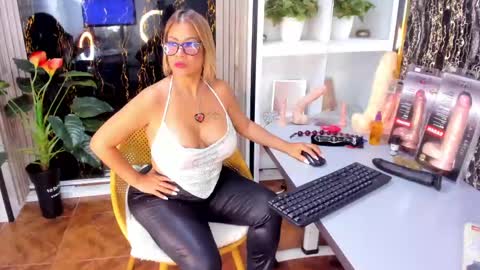 Alix online show from February 27, 4:35 am