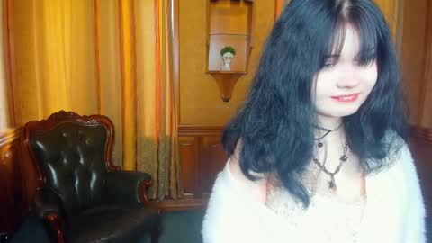 Emily online show from May 15, 8:56 am