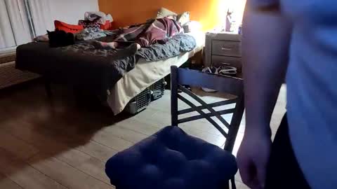 Stormy Day  online show from December 17, 11:06 am