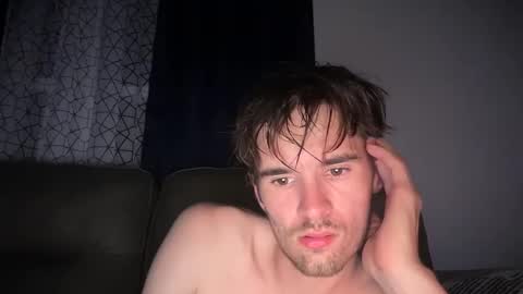 alleycat2001 online show from October 6, 2:07 am