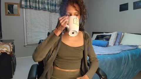 Snapshot of allgood4u chatting on October 23, 12:34 am wishlist on bio online show from October 23, 12:34 am