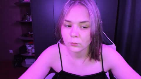 Blair online show from November 11, 5:48 pm