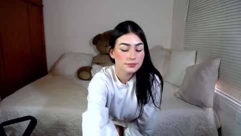 Allie  online show from March 7, 6:43 pm