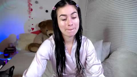 Allie  online show from February 16, 10:10 pm