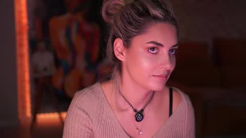 Allie online show from November 14, 6:48 am