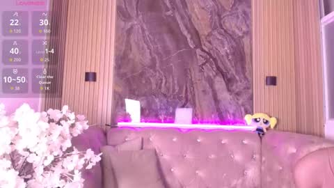 allison_parker1_ online show from February 18, 12:27 pm