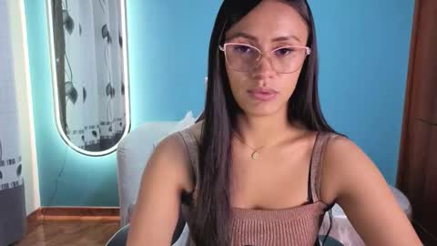 Snapshot of allisson_a chatting on September 27, 3:15 am Allisson online show from September 27, 3:15 am