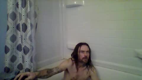 allupinyou1 online show from April 19, 8:04 am