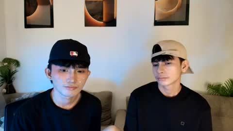 kim and josh online show from August 3, 4:02 pm