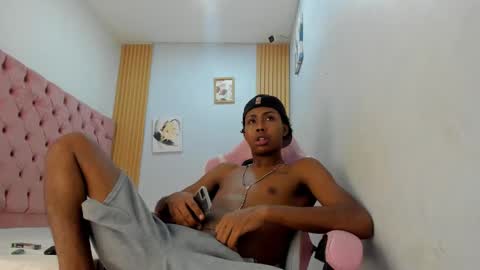 alluringangel01 online show from November 19, 2:11 am