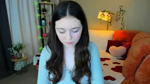 alluringeyess online show from June 7, 5:07 pm