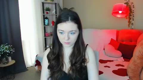 alluringeyess online show from July 11, 4:17 am
