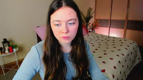 alluringeyess online show from April 22, 4:47 pm