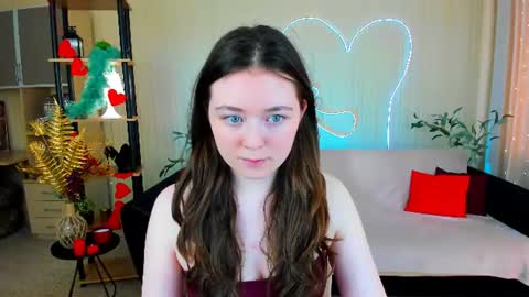 alluringeyess online show from July 16, 2:20 pm
