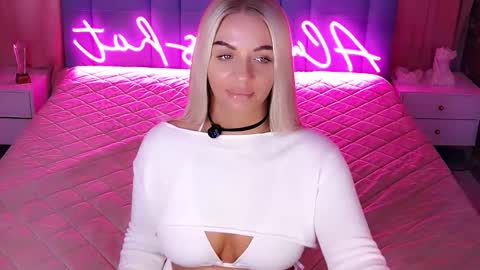 AlwaysHot online show from February 21, 2:14 am