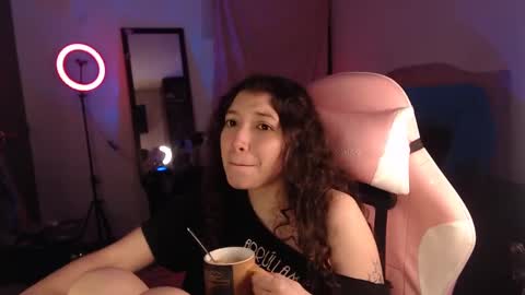 Ally online show from February 10, 11:34 pm