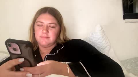 allyanalangel online show from February 2, 3:04 am