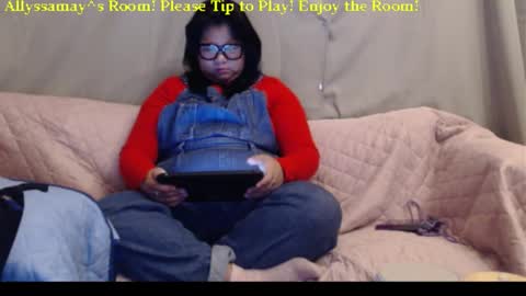 Allyssamay online show from November 4, 4:14 am