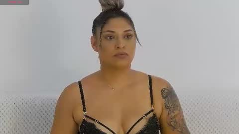 allywillow online show from June 25, 2:22 pm