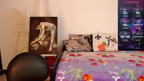 Snapshot of alma_art_ chatting on December 12, 9:15 pm alma_art_ online show from December 12, 9:15 pm