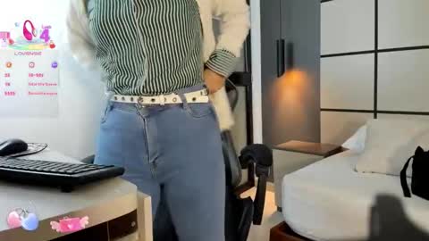 ALMA FENIX  online show from February 5, 12:31 pm