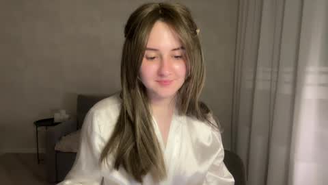 Anna online show from April 5, 9:45 pm